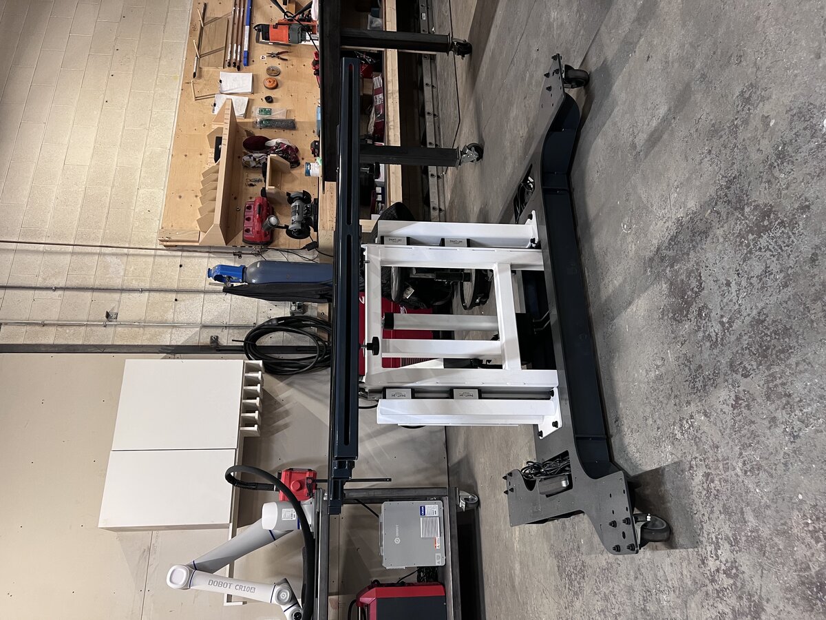 AMTE-400 with extensions fully open